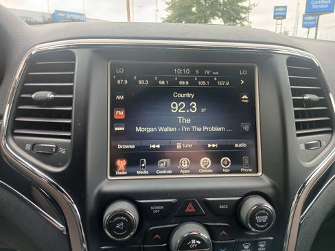 Used 2017 Jeep Grand Cherokee Limited 75th Anniversary image 54