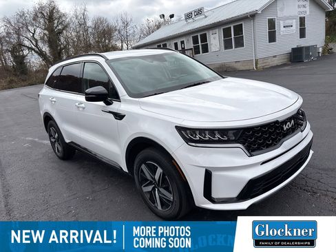 Used 2022 Kia Sorento S image 3