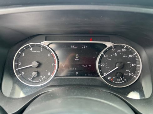 Used 2024 Nissan Rogue S FWD image 7