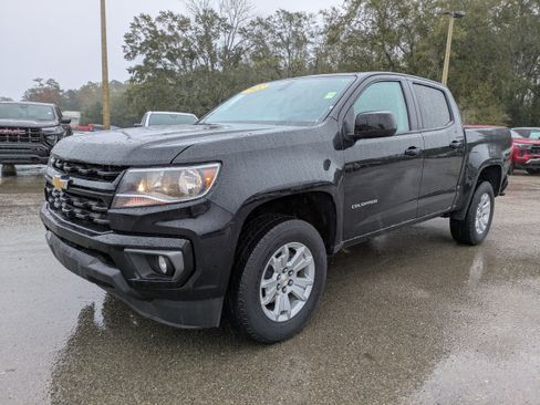 Used 2022 Chevrolet Colorado LT w/ LT Convenience Package image 8