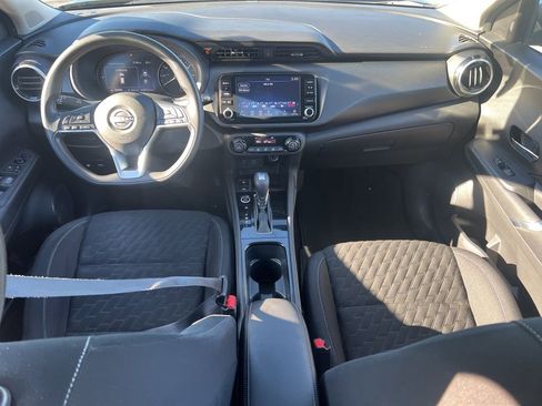 Used 2022 Nissan Kicks SV image 31