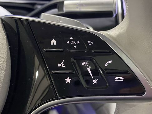 Used 2022 Mercedes-Benz EQS 450+ Sedan image 12
