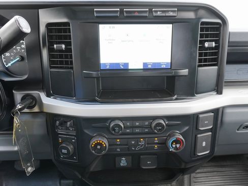 Used 2023 Ford F250 XL w/ FX4 Off-Road Package image 13