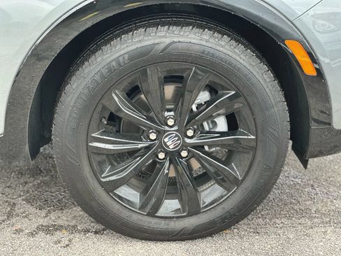 Used 2025 Buick Envista Sport Touring image 25