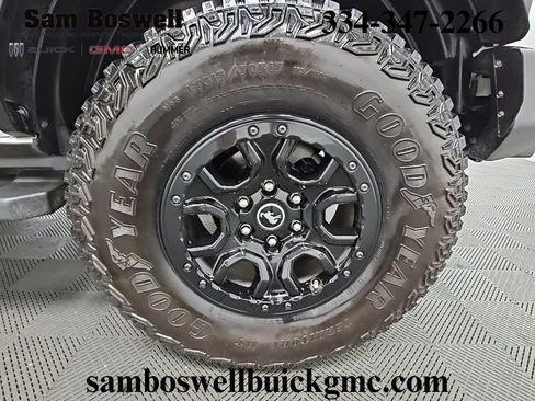 Used 2022 Ford Bronco Wildtrak image 39