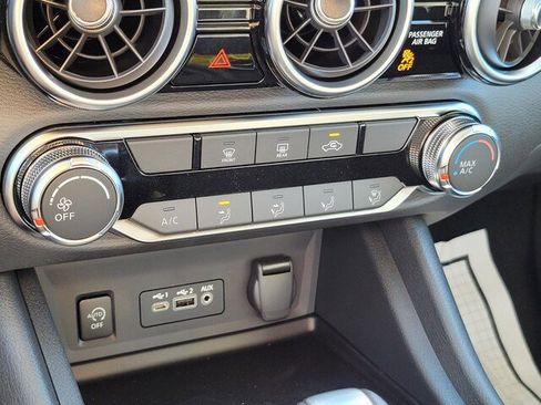 New 2025 Nissan Sentra SV image 15