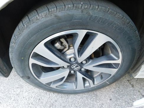 Used 2022 Honda Odyssey Touring image 8