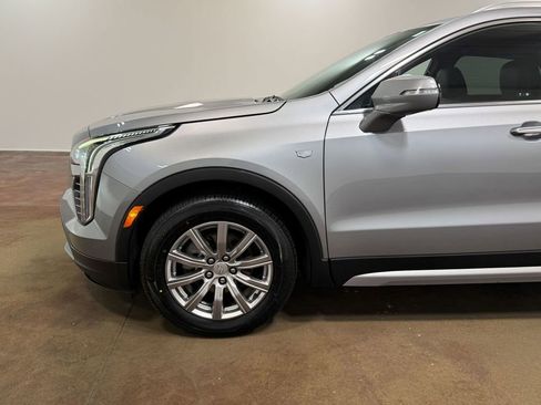 Used 2023 Cadillac XT4 Premium Luxury image 39