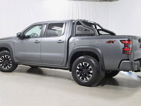 Used 2022 Nissan Frontier PRO-4X AWD/4WD image 9