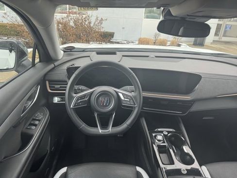 Used 2025 Buick Envision Sport Touring image 10