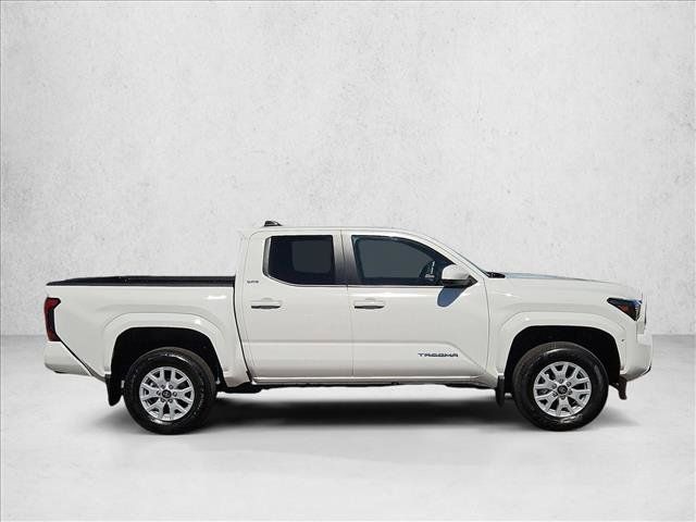Used 2026 Toyota Tacoma SR5 w/ SR5 Upgrade Package AWD/4WD image 4
