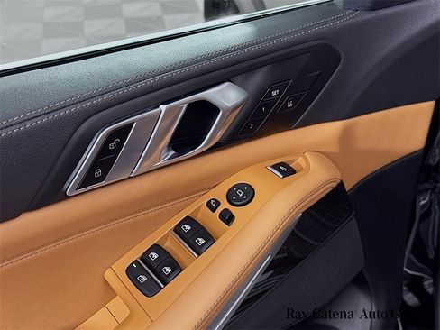 Used 2023 BMW X5 xDrive40i w/ Premium Package image 18