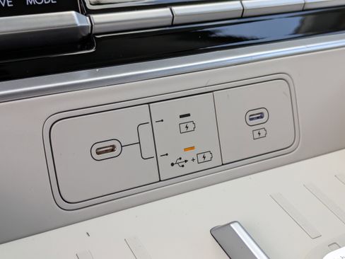 New 2026 Hyundai Santa Fe SE image 28