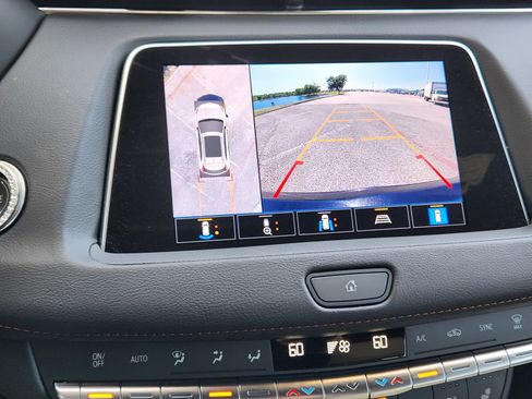 Certified 2023 Cadillac XT4 Sport FWD image 8