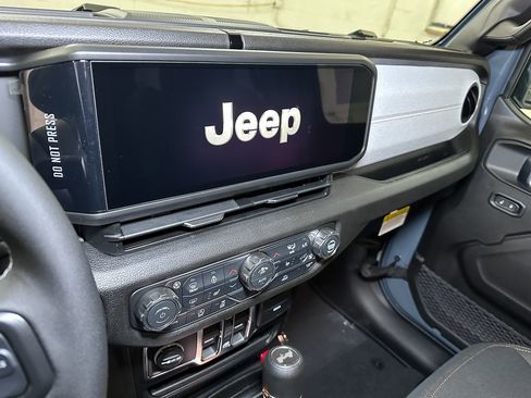 New 2026 Jeep Wrangler Sport S image 28