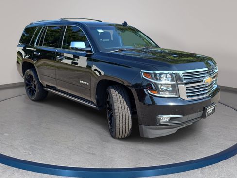 Used 2019 Chevrolet Tahoe Premier w/ Premier Plus Edition AWD/4WD image 3