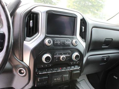 Used 2020 GMC Sierra 2500 SLT RWD image 16