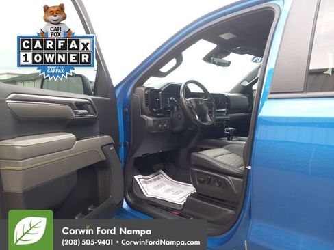 Used 2024 Chevrolet Silverado 1500 ZR2 w/ Technology Package image 9