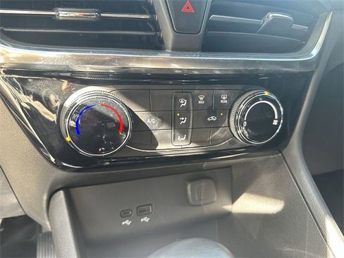 Certified 2024 Buick Encore GX Sport Touring image 17