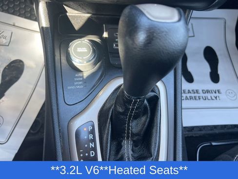 Used 2016 Jeep Cherokee Latitude w/ Cold Weather Group image 20