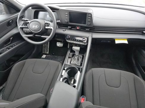 New 2026 Hyundai Elantra SEL Sport image 23