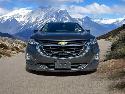 Used 2021 Chevrolet Equinox LT w/ LPO, Cargo Package image 8
