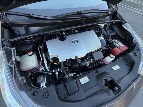 Used 2016 Toyota Prius Two image 26