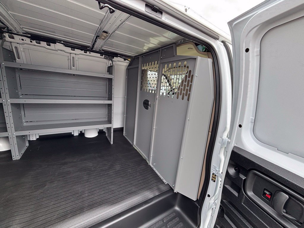 New 2026 Chevrolet Express 2500 RWD image 7