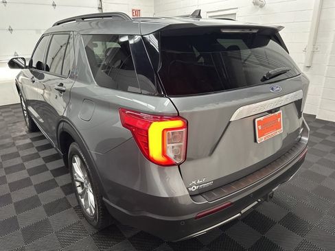 Used 2024 Ford Explorer XLT w/ Equipment Group 202A AWD/4WD image 8