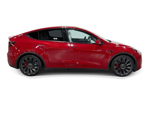 Certified 2023 Tesla Model Y Performance AWD/4WD image 7