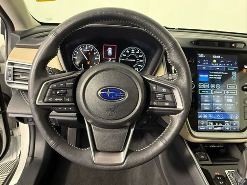 Used 2025 Subaru Outback Limited image 19