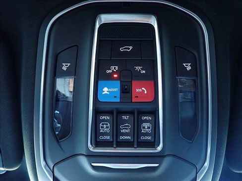 New 2026 Jeep Grand Wagoneer L 4WD image 24