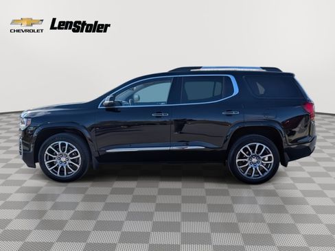 Used 2023 GMC Acadia Denali w/ Denali Technology Package image 2