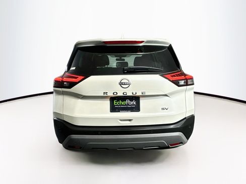 Used 2023 Nissan Rogue SV FWD image 7