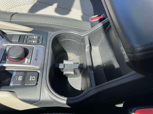 Used 2020 Subaru Forester Premium AWD/4WD image 35