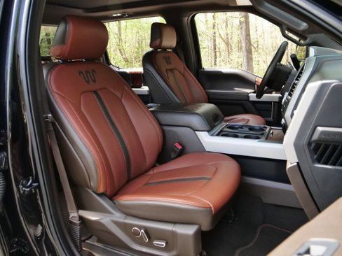 Used 2020 Ford F250 King Ranch w/ FX4 Off-Road Package image 39