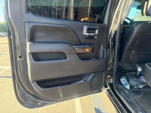 Used 2016 GMC Sierra 2500 Denali w/ Duramax Plus Package AWD/4WD image 25