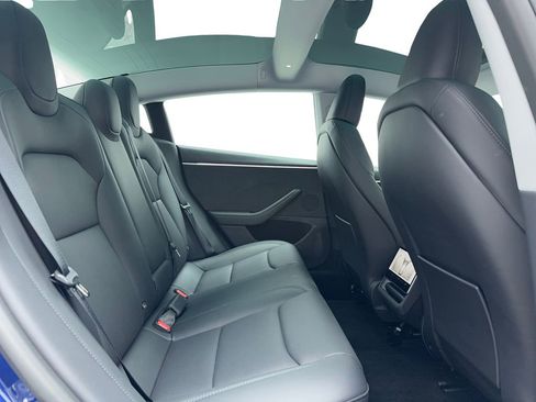 Used 2025 Tesla Model 3 Long Range image 17