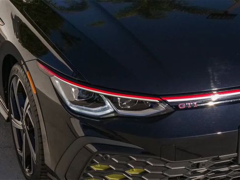 Used 2024 Volkswagen GTI SE image 4