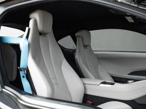 Used 2015 BMW i8 AWD/4WD image 13