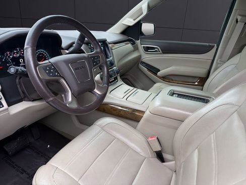 Used 2017 GMC Yukon Denali w/ Open Road Package image 12
