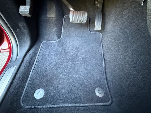 Used 2021 Jeep Grand Cherokee Limited image 18