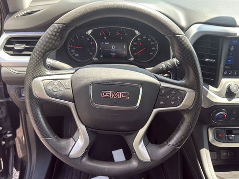 Used 2022 GMC Acadia SLE w/ Driver Convenience Package AWD/4WD image 2