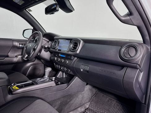 Used 2023 Toyota Tacoma TRD Off-Road image 30