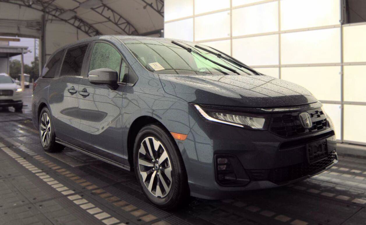 Used 2025 Honda Odyssey EX-L image 16