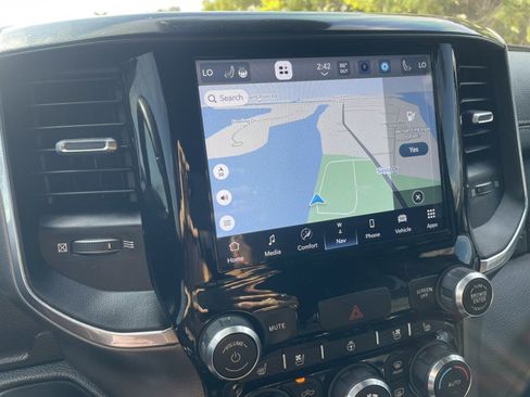 Used 2022 RAM 1500 Laramie image 21