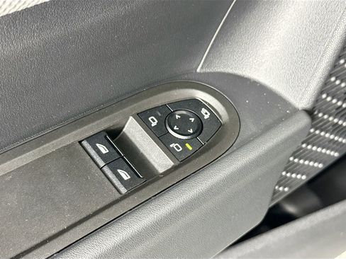 Certified 2025 MINI Cooper 2-Door Hardtop image 20