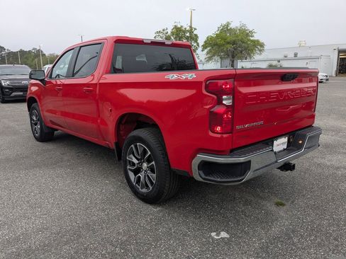 Used 2024 Chevrolet Silverado 1500 LT AWD/4WD image 6