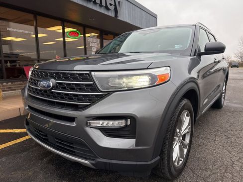 Used 2022 Ford Explorer XLT w/ Equipment Group 202A image 10