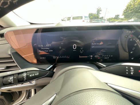 Used 2025 Buick Envision Preferred image 18